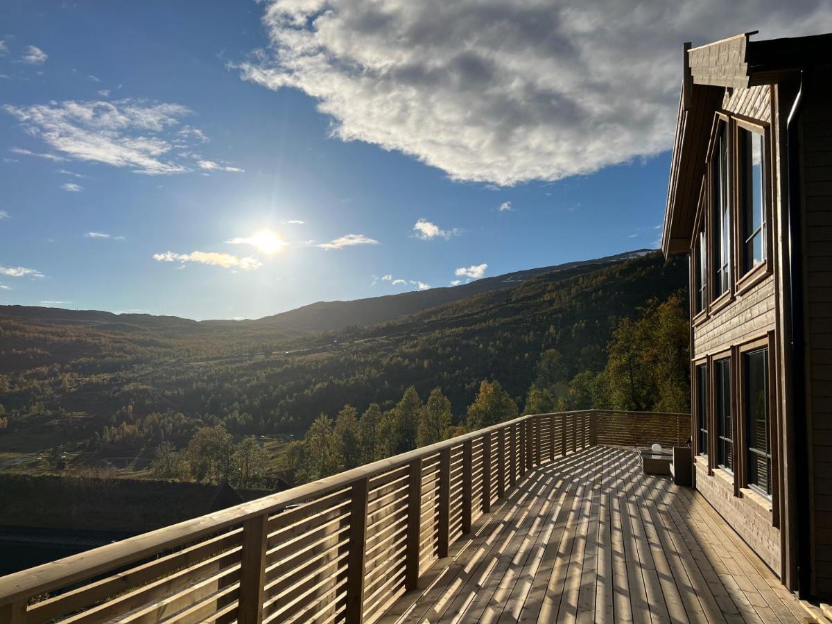 Hogerinden Lodge Sogndal Bagian luar foto